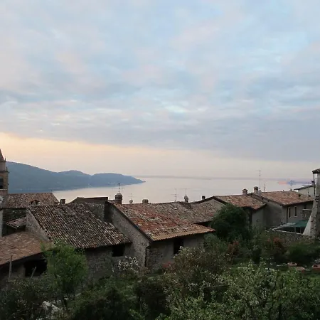 La Casa Nel Borgo Di Silvia Vakantiehuis Muslone