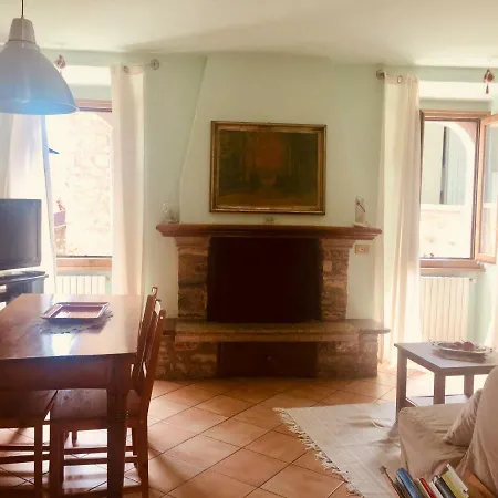 Vakantiehuis La Casa Nel Borgo Di Silvia *